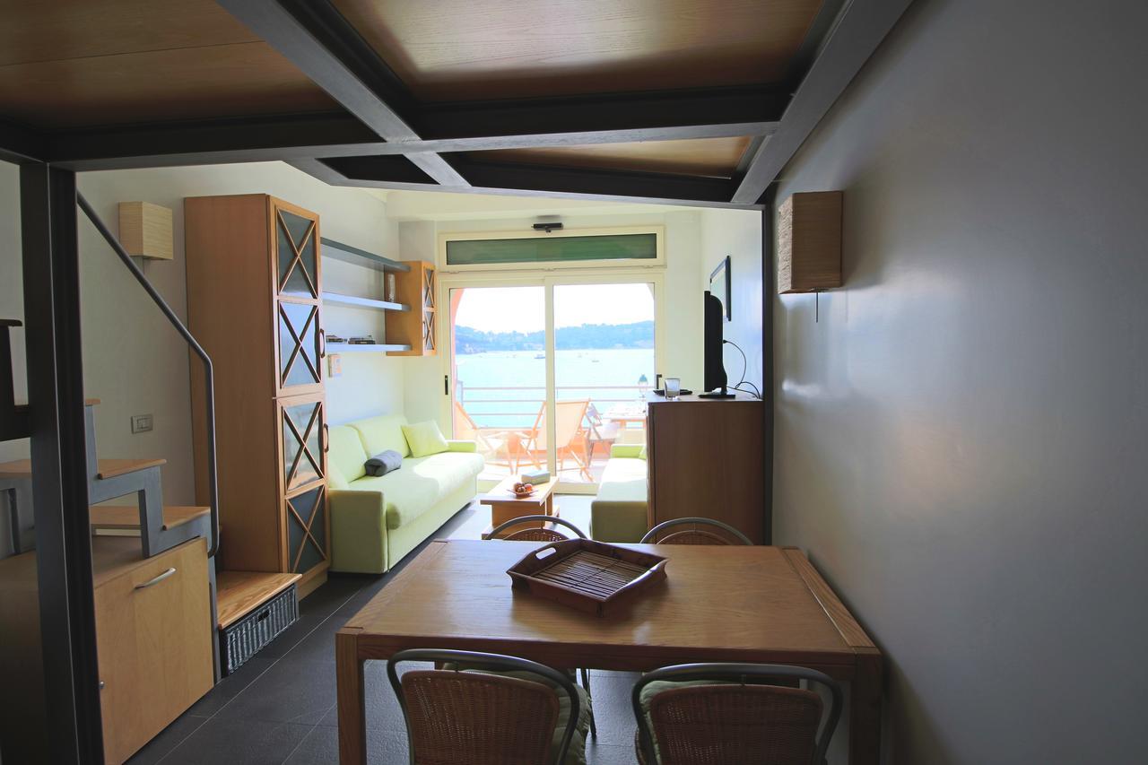 Studio Bay View By Icasamia Daire Villefranche-sur-Mer Dış mekan fotoğraf